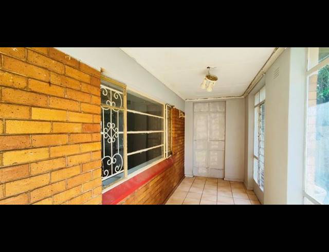 3 BEDROOM HOUSE FOR SALE IN PRIMROSE HILL